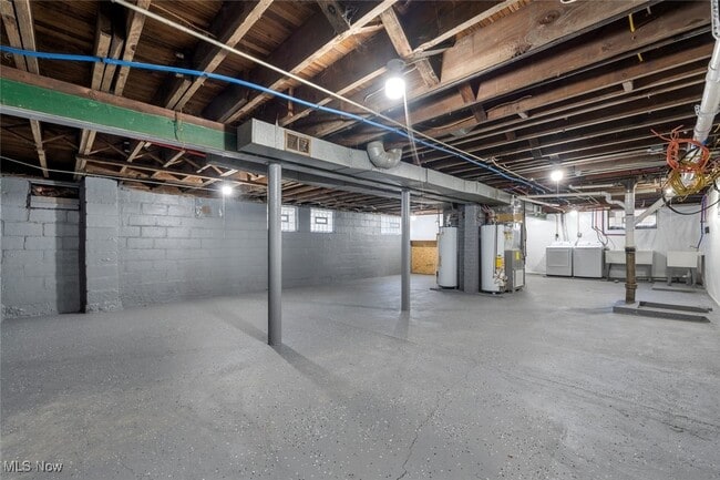 Building Photo - 3904 Ardmore Ave