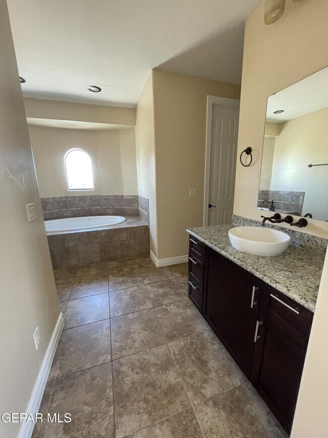 Building Photo - 12273 Costa Brava Pl