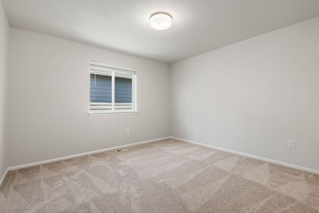 Building Photo - 21112 42nd Dr SE