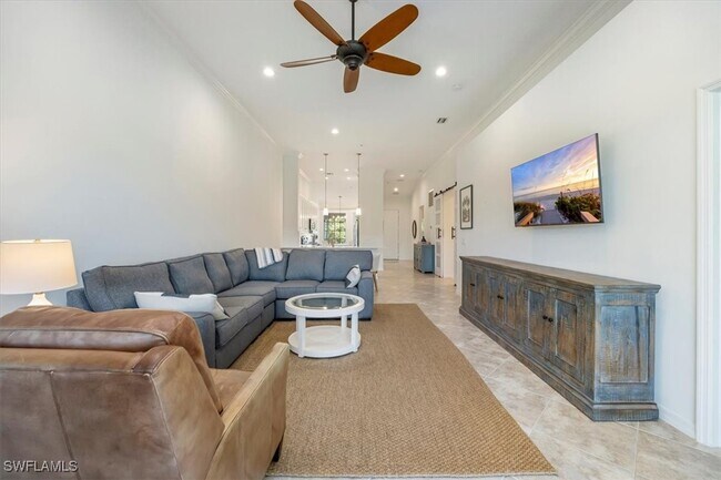 Building Photo - 11031 Corsia Trieste Way