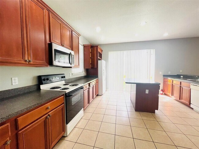 Building Photo - 2802 Eagle Claw Ct