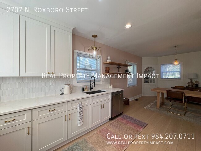 Building Photo - 2707 N Roxboro St