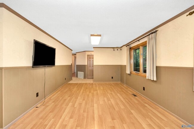 Building Photo - 286 Springhill Rd NW