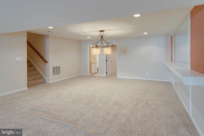 Building Photo - 12760 Manor Hall Ct