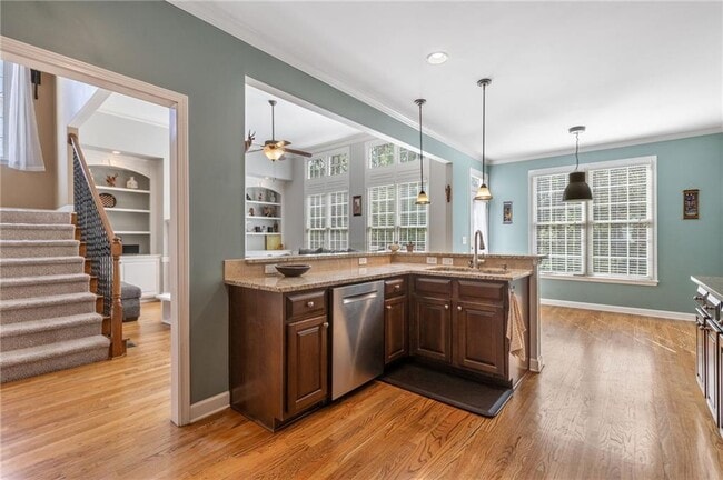 Building Photo - 1005 Regal Hills Ln