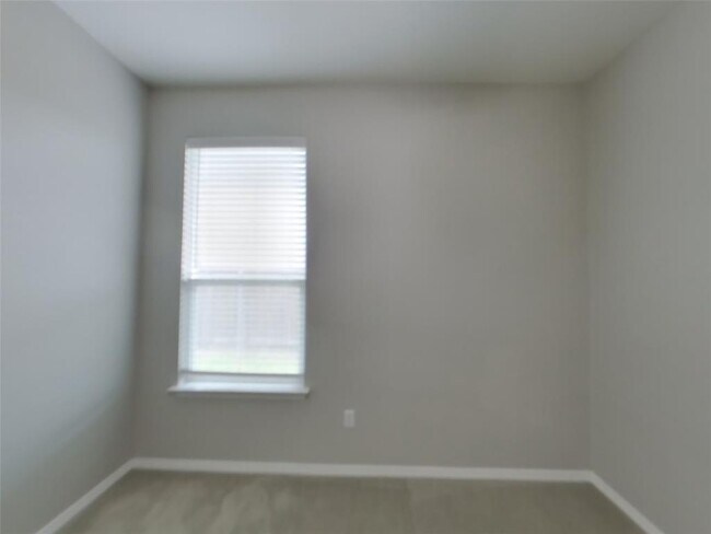 Building Photo - 153 Ella Marie Cir