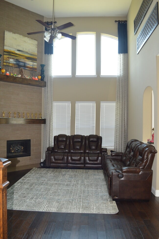 Building Photo - 2721 Hammock Lake Dr