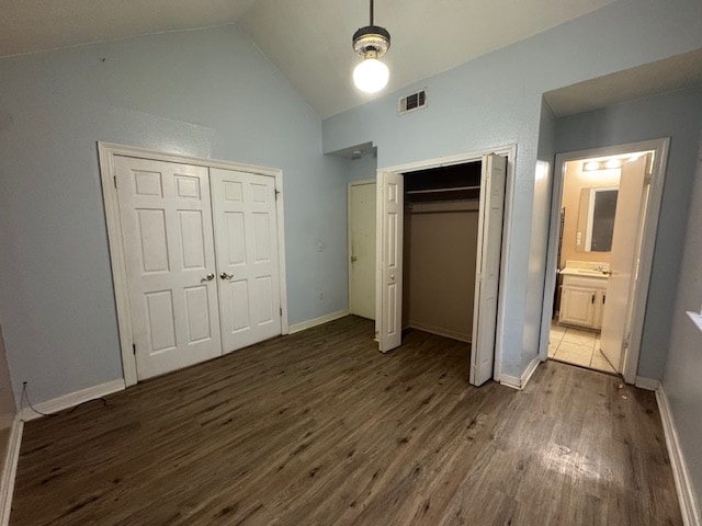 Building Photo - 2004 Greenpoint Dr