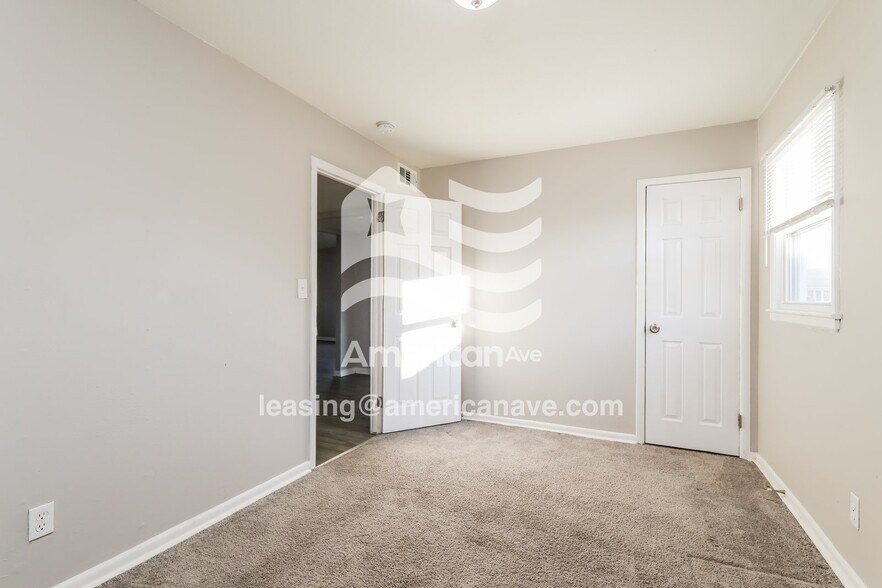 Building Photo - 7306 Betsy Ross Dr