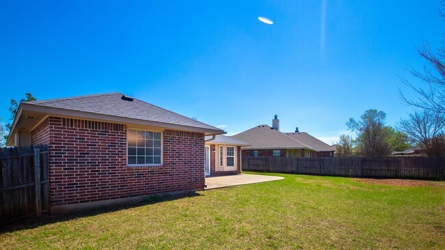 Building Photo - 21925 Homesteaders Rd