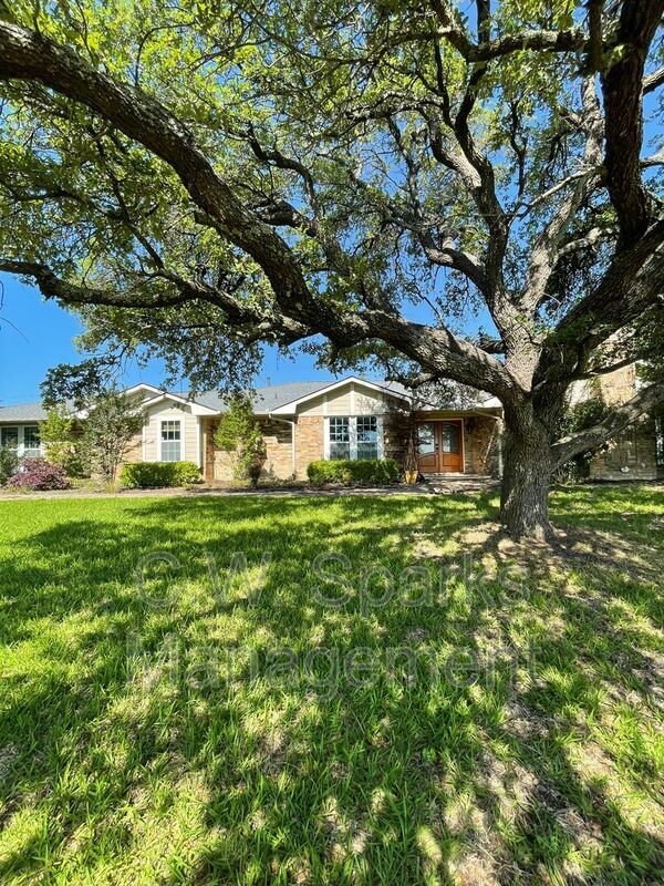 Building Photo - 3494 N Stodghill Rd