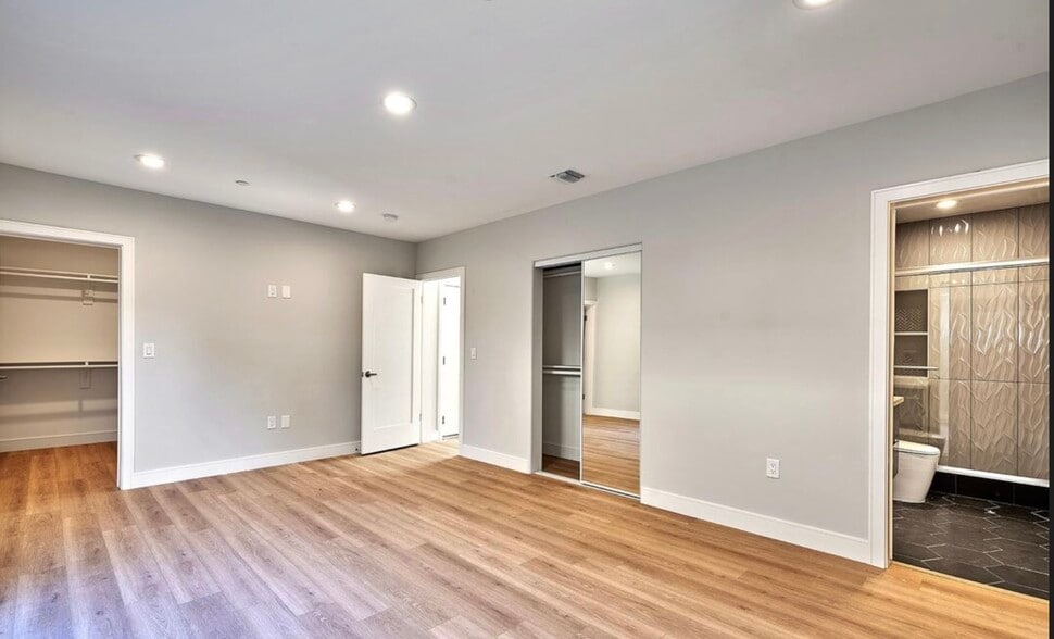 Building Photo - 4507 Lomita St