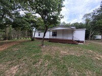 Building Photo - -For Rent - Hart County - Pineywoods Cr - ...