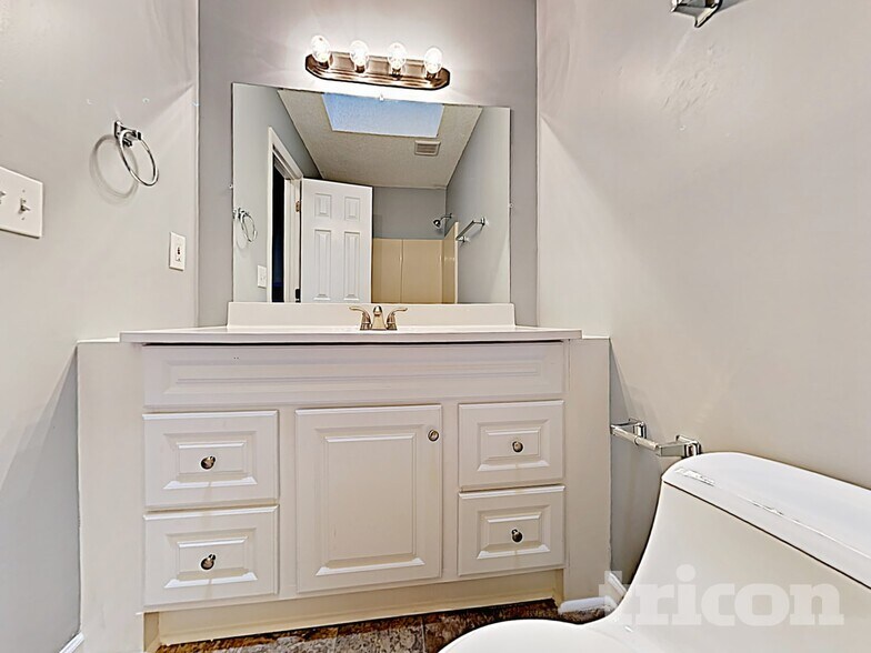 Building Photo - 2909 Buckskin Trail SW