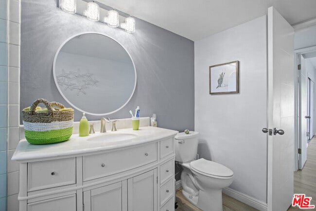 Building Photo - 74125 San Marino Way