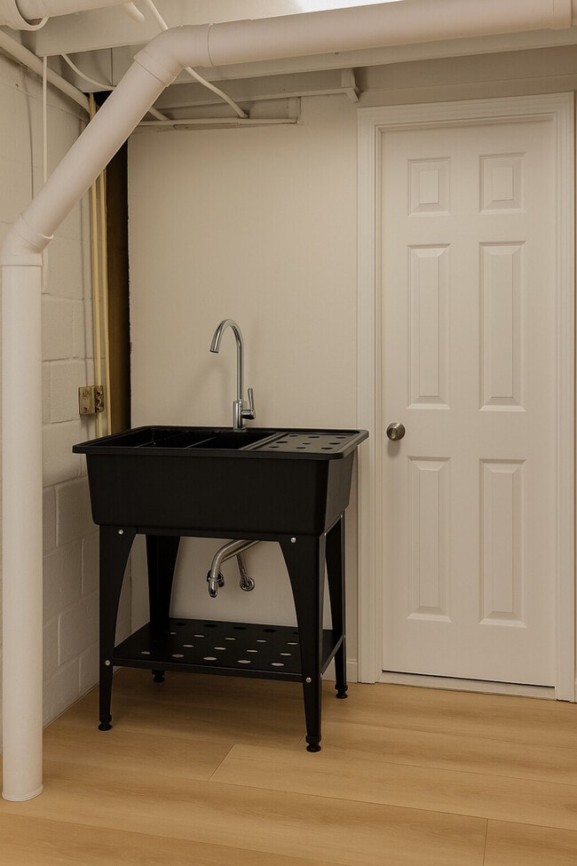 Building Photo - 4203 73rd Ave