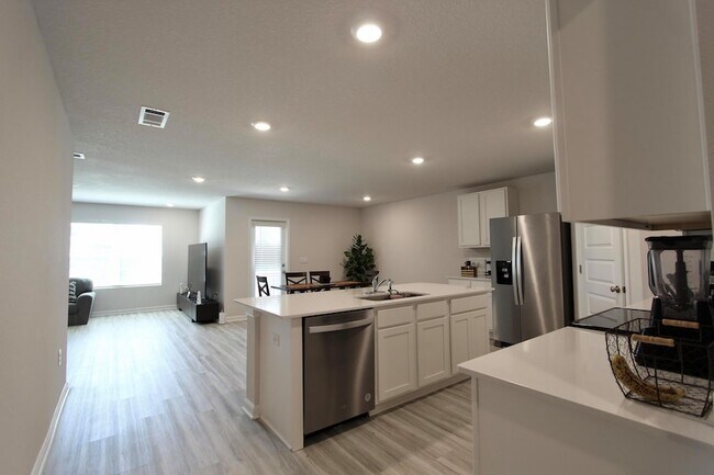 Building Photo - 2662 Saltgrass Wy