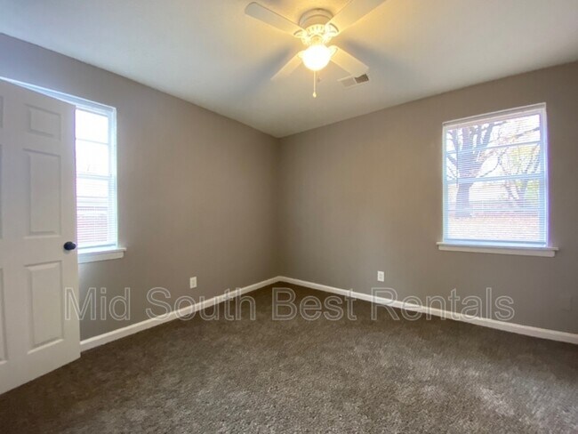 Building Photo - 346 Flynn Rd