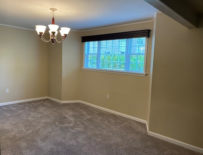 Building Photo - 5260 Crossbow Cir