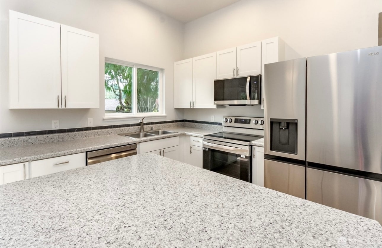 Building Photo - 10914 108th St SW