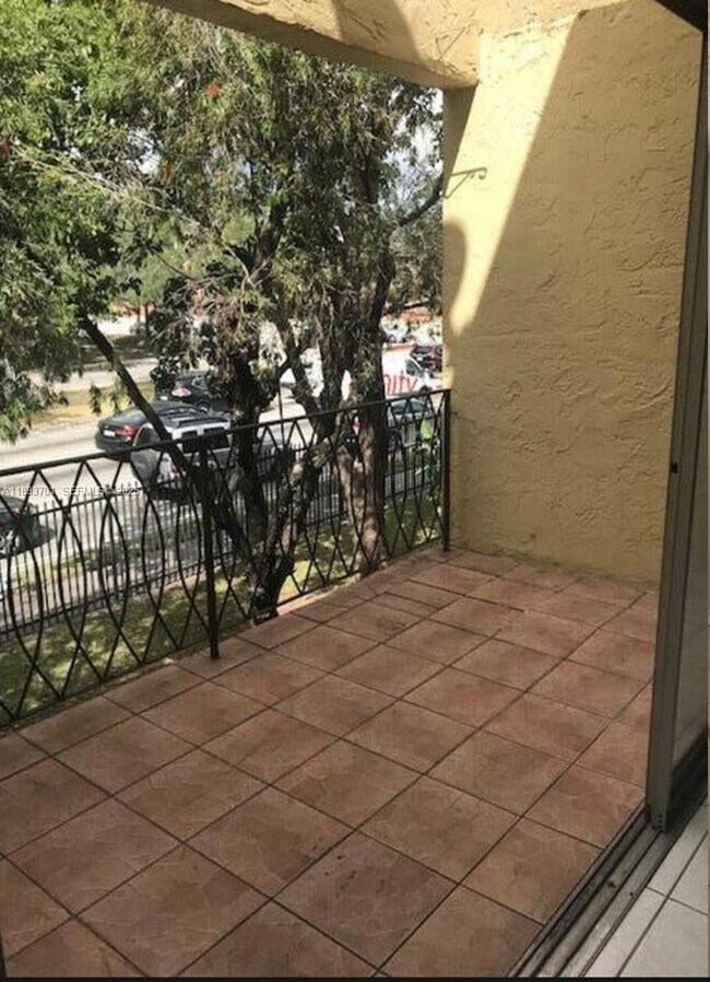 Building Photo - 210 NW 87th Ave