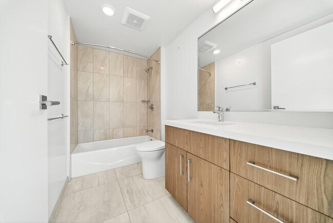 Building Photo - 629 Keeaumoku Street - Azure Ala Moana #1303