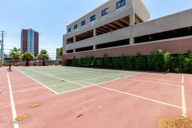 Building Photo - 3633 N 3rd Ave