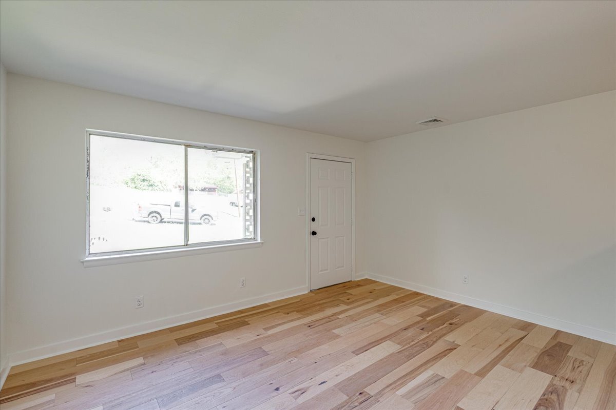 Building Photo - 304 Talley Ter