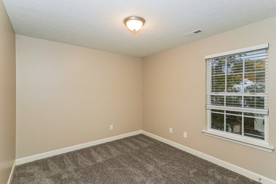 Building Photo - 417 Scotts Creek Trail