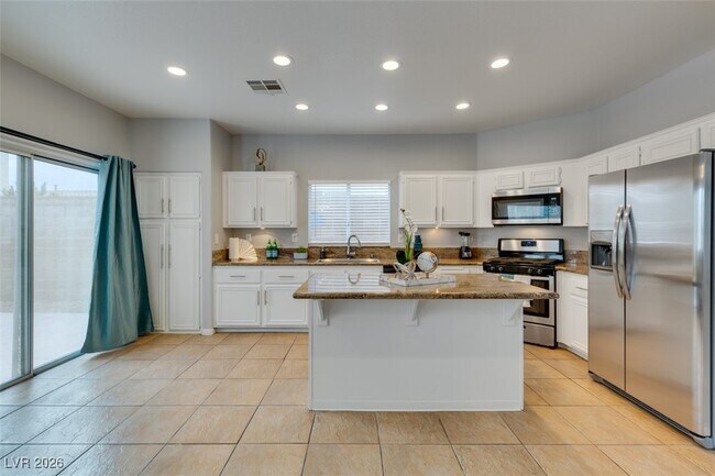 Building Photo - 7975 Angel Tree Ct