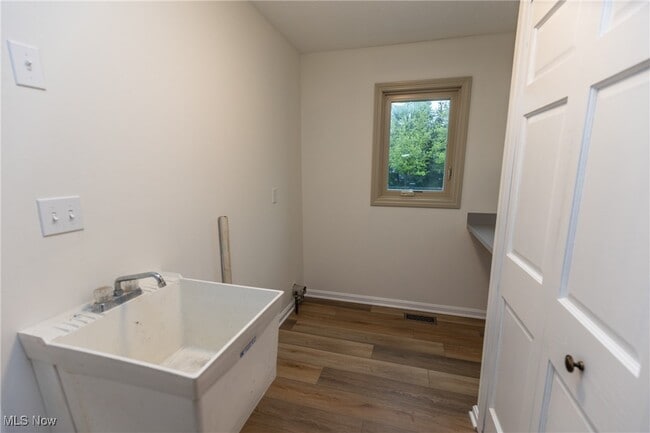 Building Photo - 17016 Greenwood Dr