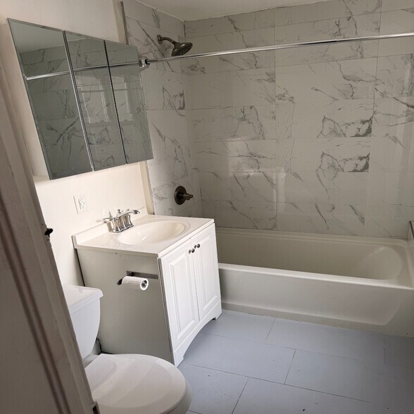 Building Photo - 298 Hoboken Ave