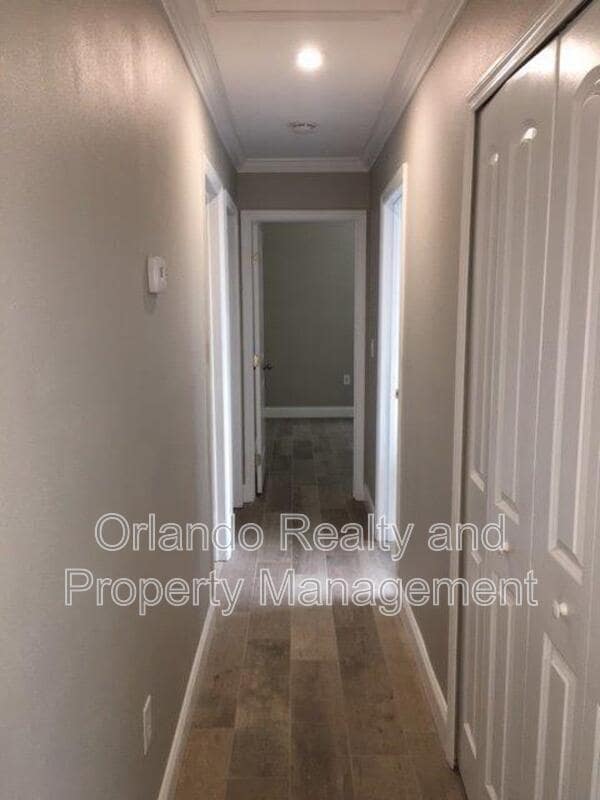 Building Photo - 2111 Biscayne Dr