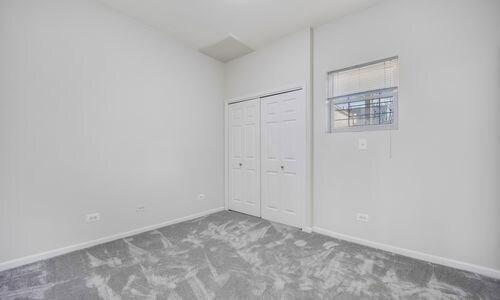 Building Photo - 2033 West Huron-G