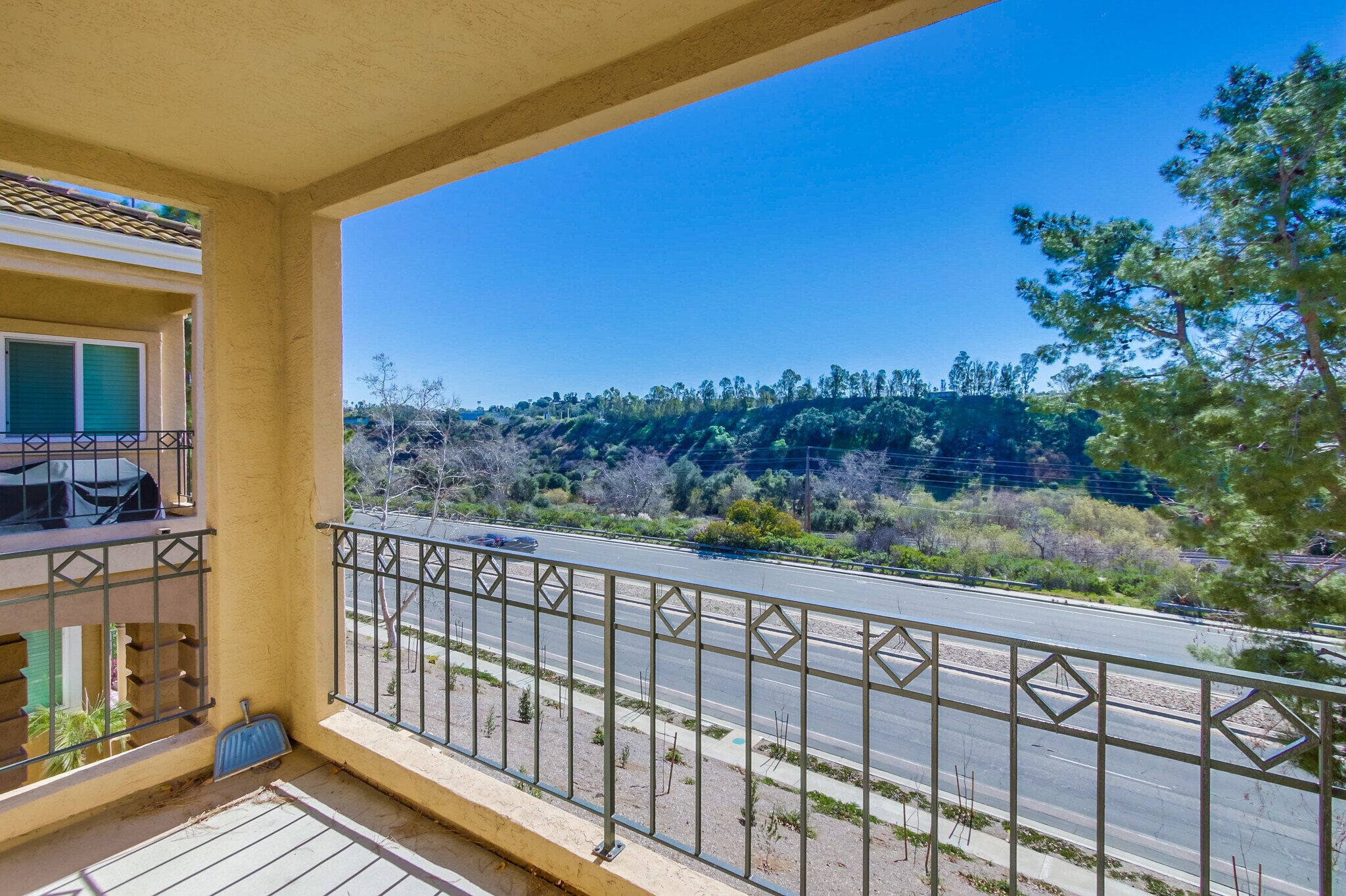 Building Photo - 7140 Calabria Ct