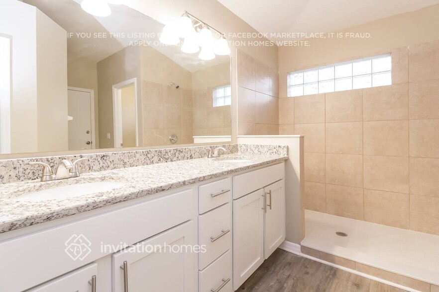 Building Photo - 1347 American Elm Dr