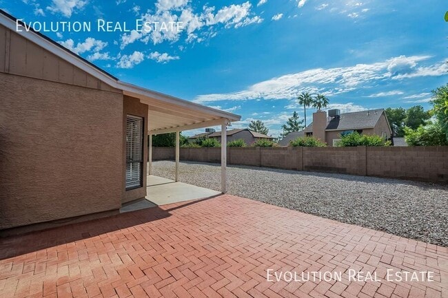 Building Photo - 6443 E Sandra Terrace