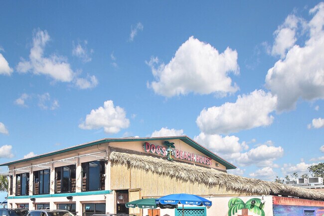 Building Photo - 5500 Bonita Beach Rd SW