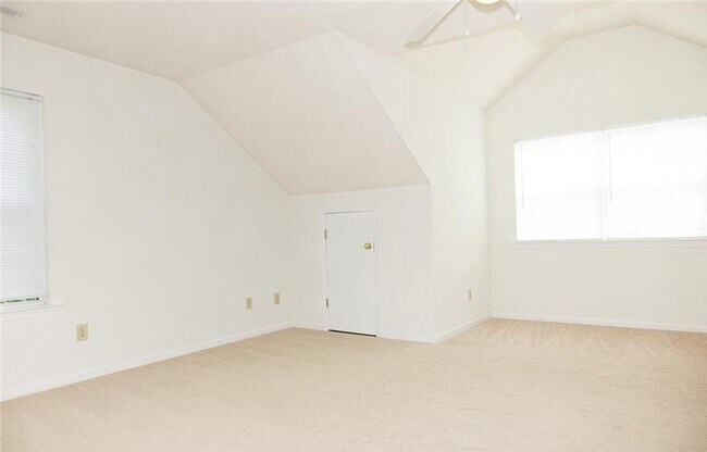 Building Photo - LONGHILL STATION