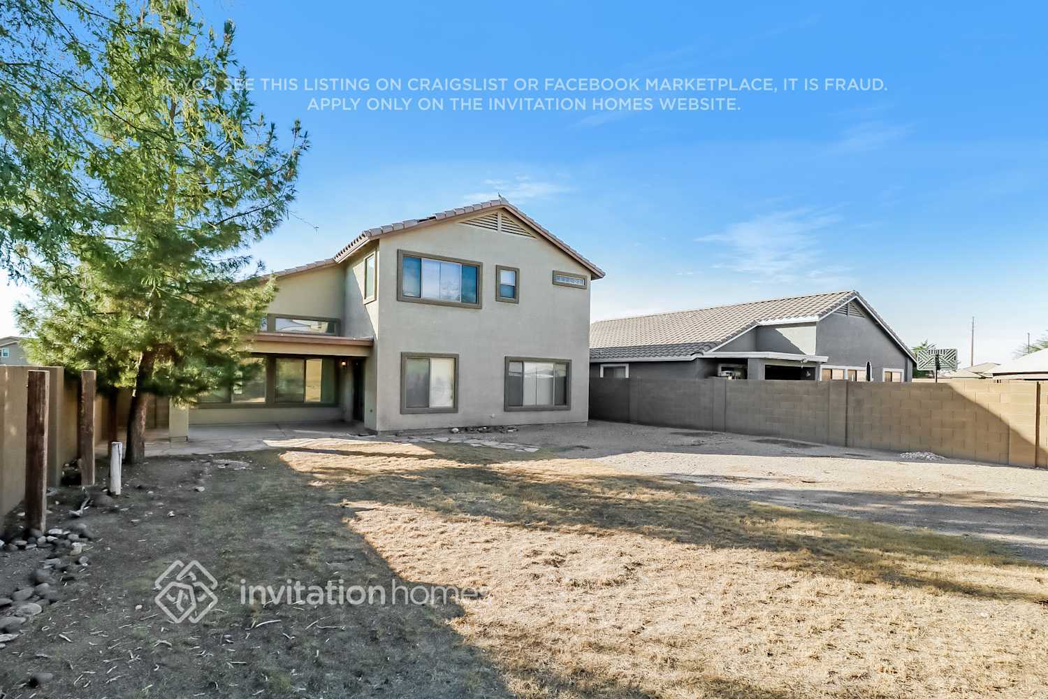 Building Photo - 25842 W Gibson Ln