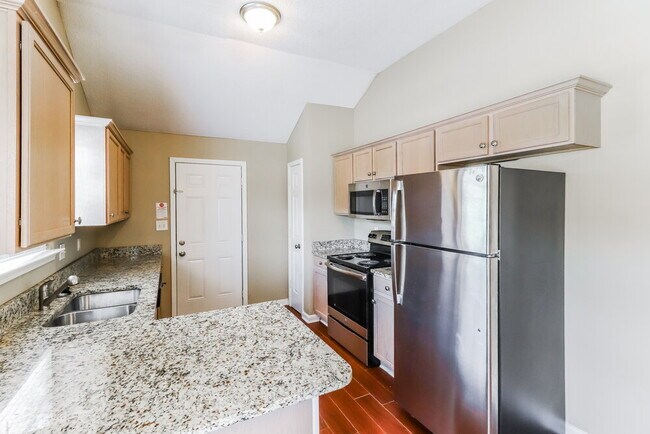 Building Photo - 2753 Virginia Woods Pl