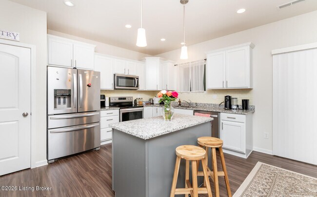 Building Photo - 6411 Colome Dr