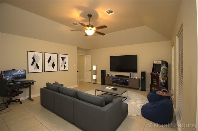 Building Photo - 2208 Beau W Ct