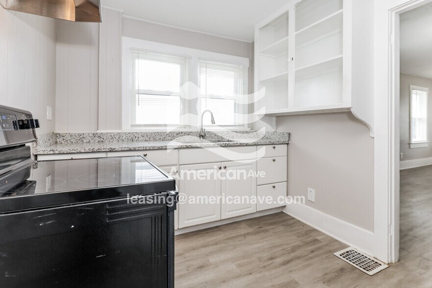 Building Photo - 506 Greene St