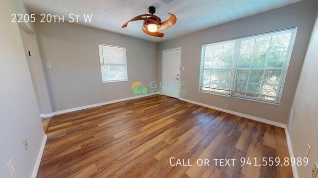 Building Photo - 2205 20th St W