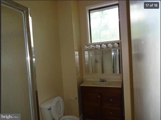 Building Photo - 2172 Cartwright Pl