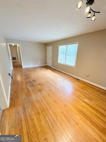 Building Photo - 1204 Edgewood Dr