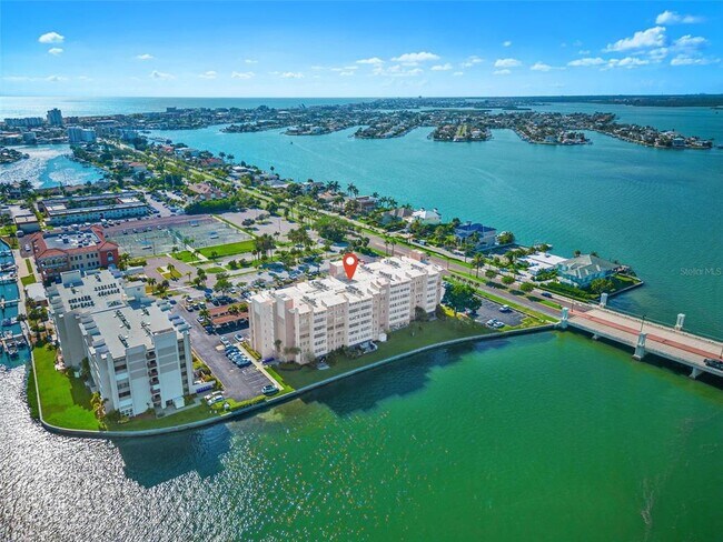 Building Photo - 500 Treasure Island Causeway