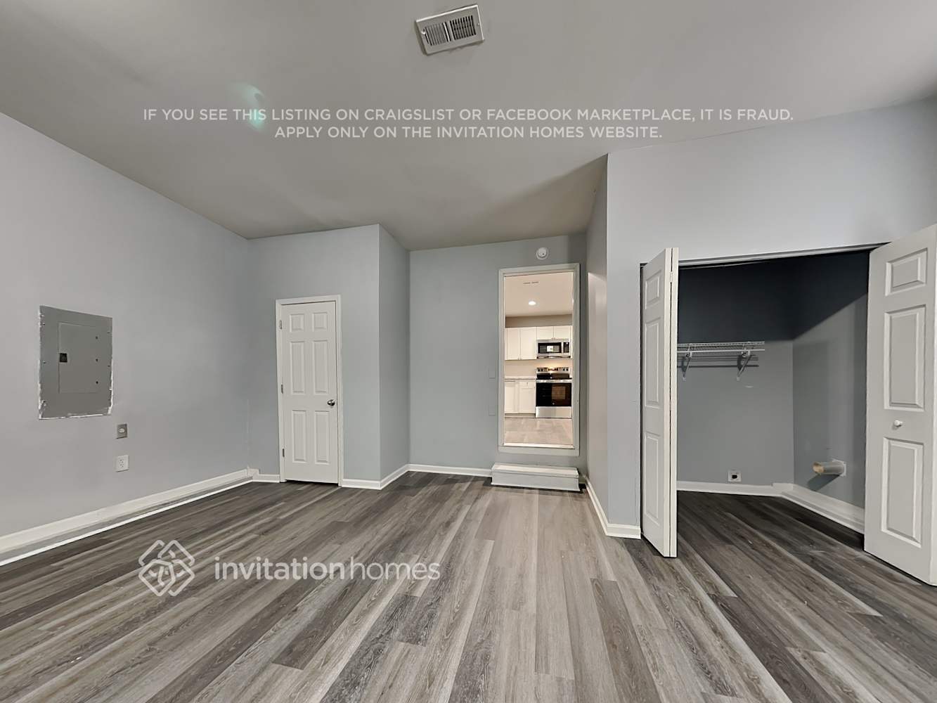 Building Photo - 6015 Running Deer Rd