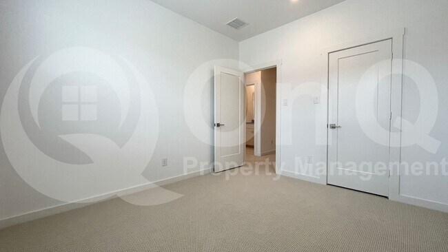 Building Photo - 820 Cavitt Ct